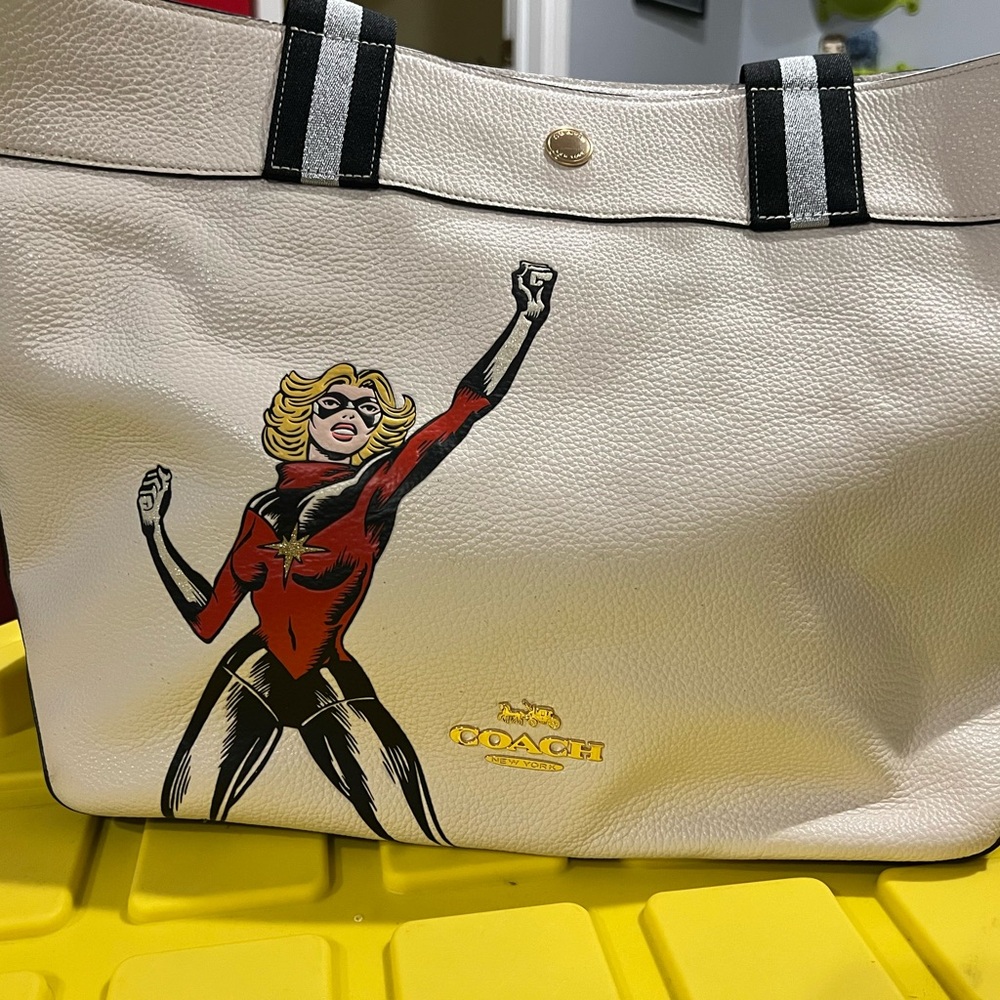 Coach Tote Bag with Graphic Design Captain Marvel